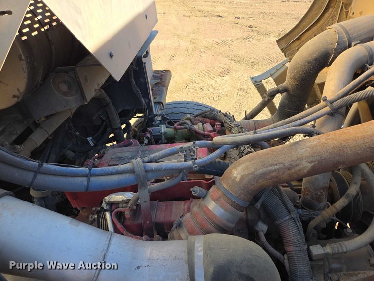 image for item EB1125 2012 Peterbilt 320 refuse truck