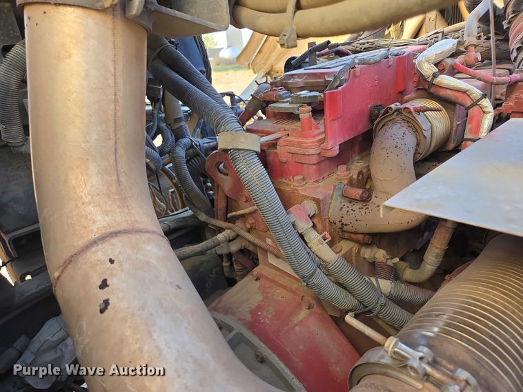 image for item EB1125 2012 Peterbilt 320 refuse truck