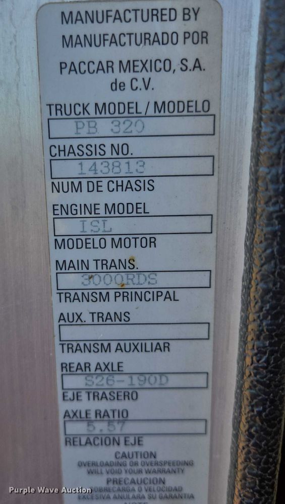 image for item EB1125 2012 Peterbilt 320 refuse truck