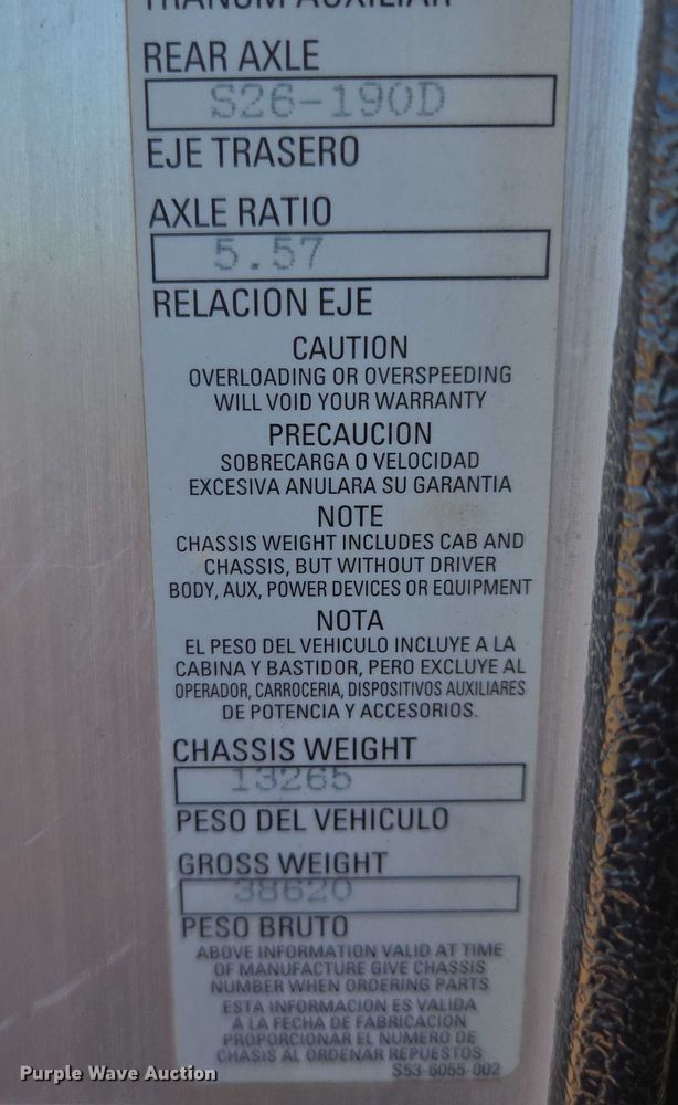 image for item EB1125 2012 Peterbilt 320 refuse truck