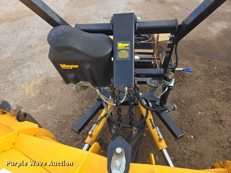 image for item EB1147 Meyer SV2-8.5 V.2 snow plow