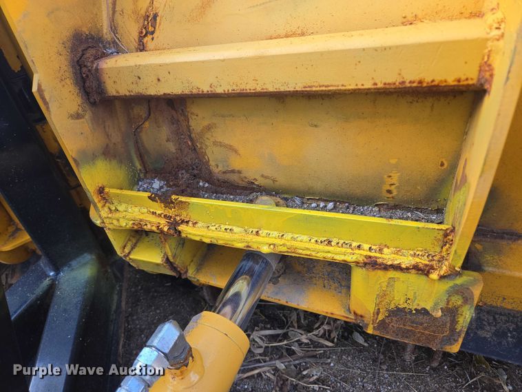 image for item EB1147 Meyer SV2-8.5 V.2 snow plow