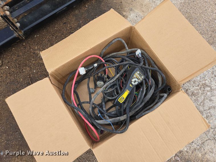 image for item EB1147 Meyer SV2-8.5 V.2 snow plow