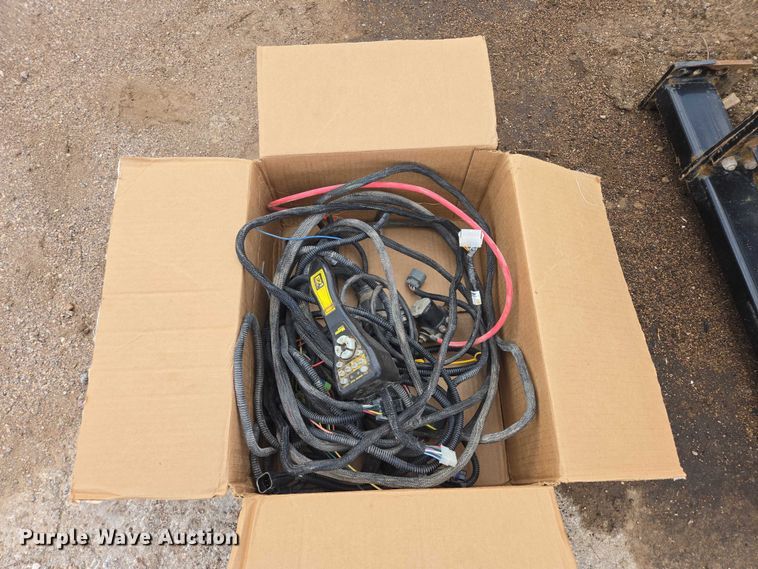 image for item EB1147 Meyer SV2-8.5 V.2 snow plow