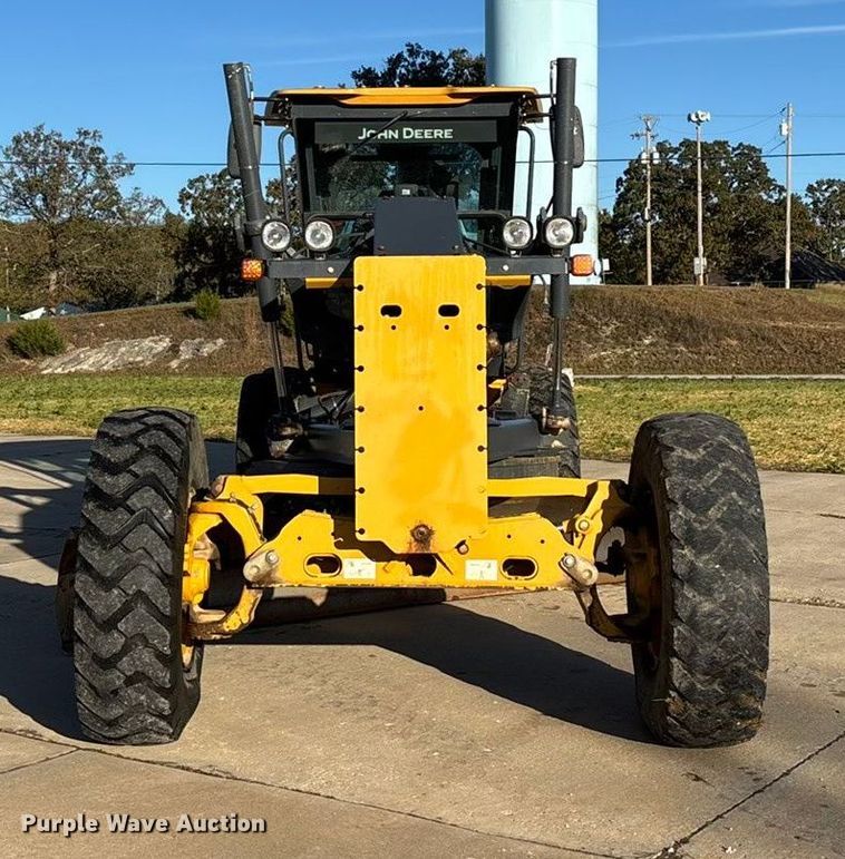 image for item ED2327 2015 John Deere 670G motor grader