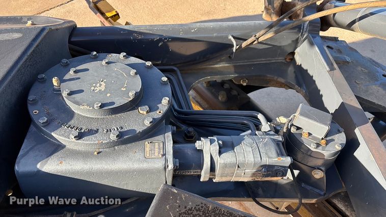 image for item ED2327 2015 John Deere 670G motor grader