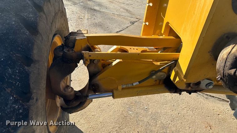 image for item ED2327 2015 John Deere 670G motor grader