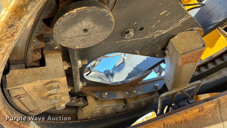 image for item ED2327 2015 John Deere 670G motor grader