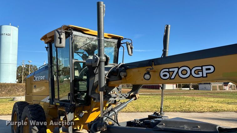 image for item ED2327 2015 John Deere 670G motor grader