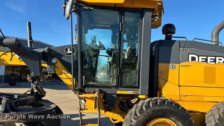 image for item ED2327 2015 John Deere 670G motor grader