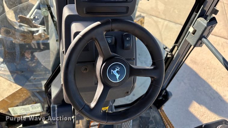 image for item ED2327 2015 John Deere 670G motor grader