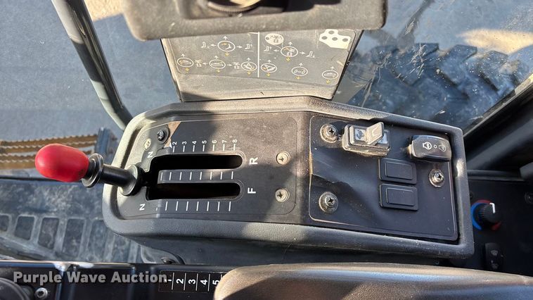 image for item ED2327 2015 John Deere 670G motor grader