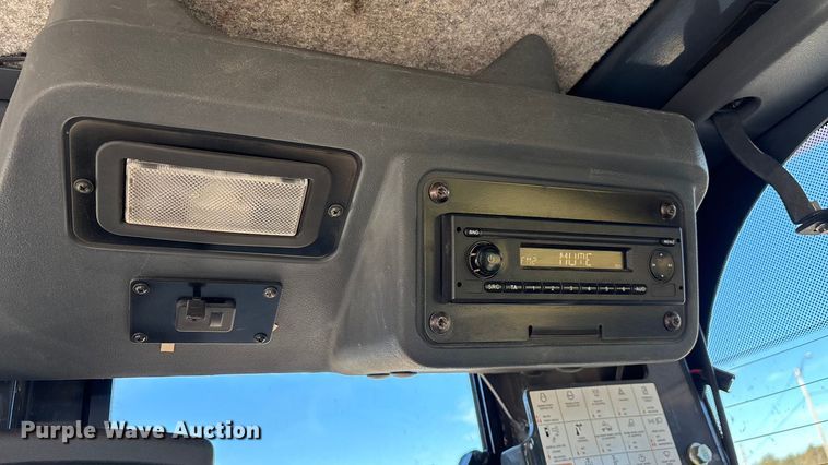 image for item ED2327 2015 John Deere 670G motor grader