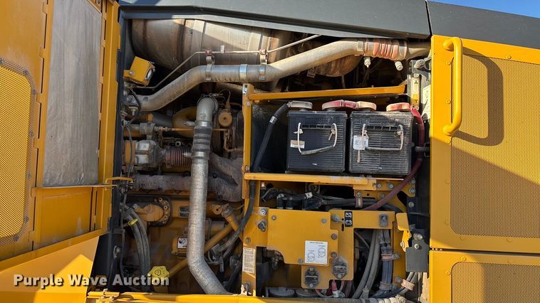 image for item ED2327 2015 John Deere 670G motor grader