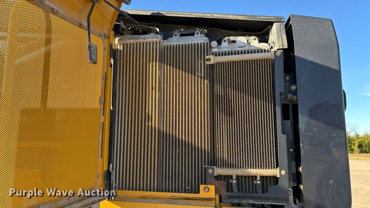 image for item ED2327 2015 John Deere 670G motor grader