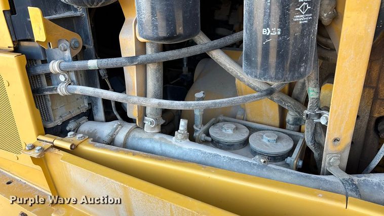 image for item ED2327 2015 John Deere 670G motor grader