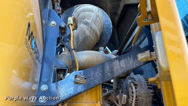 image for item ED2327 2015 John Deere 670G motor grader