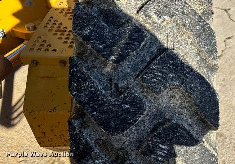 image for item ED2327 2015 John Deere 670G motor grader