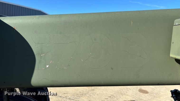 image for item ED2328 1990 John Deere 570B motor grader