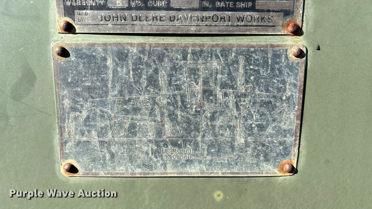 image for item ED2328 1990 John Deere 570B motor grader