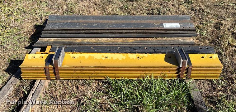 image for item ED2329 Approximately 38 cutting edges