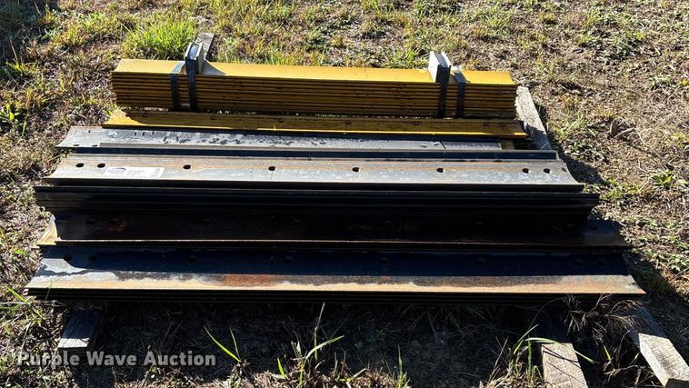 image for item ED2329 Approximately 38 cutting edges