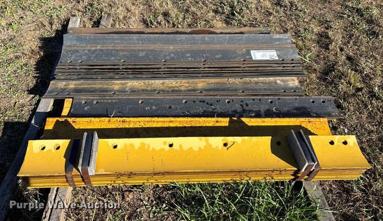 image for item ED2329 Approximately 38 cutting edges