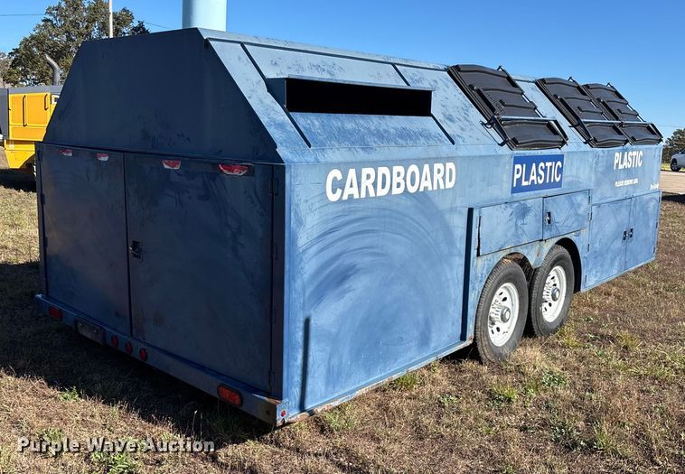 image for item ED2330 2013 Pro-Tainer recycle trailer