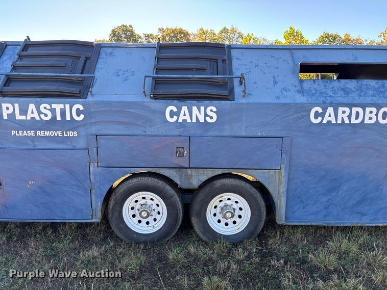 image for item ED2330 2013 Pro-Tainer recycle trailer