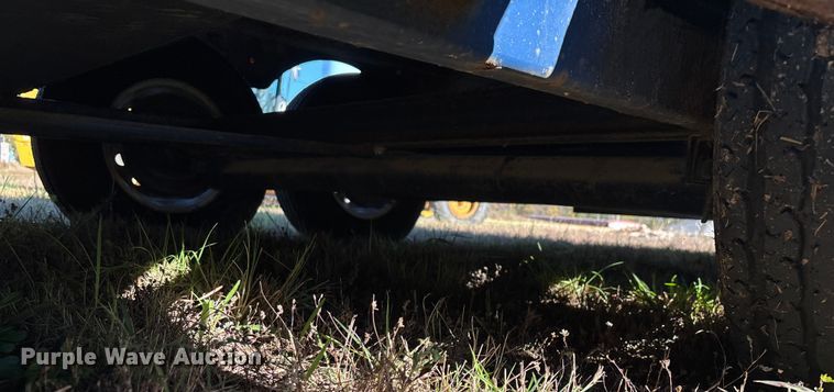 image for item ED2330 2013 Pro-Tainer recycle trailer