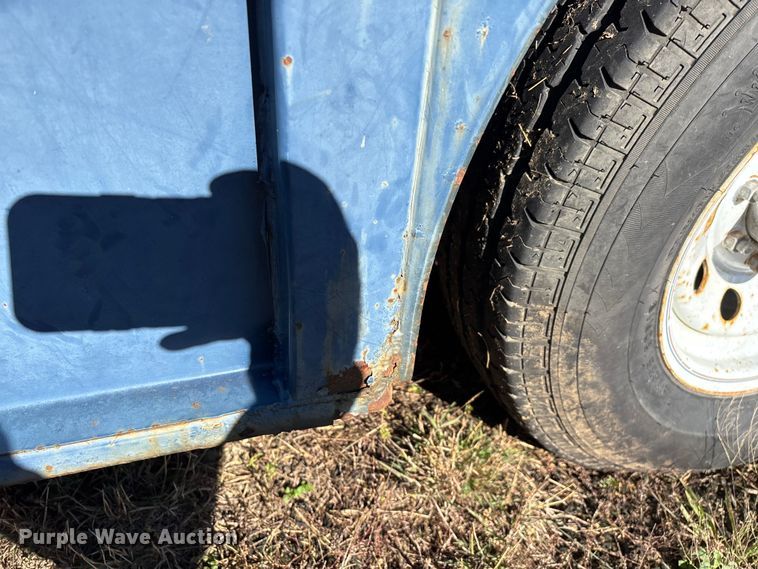 image for item ED2330 2013 Pro-Tainer recycle trailer