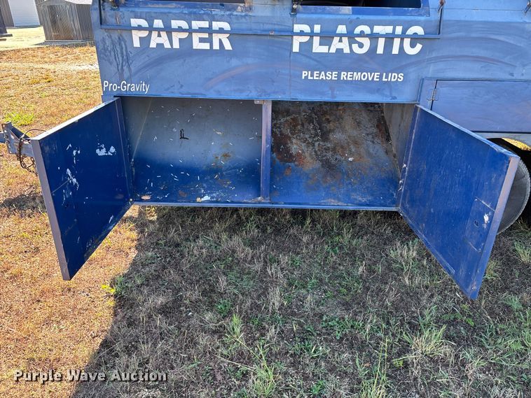 image for item ED2330 2013 Pro-Tainer recycle trailer