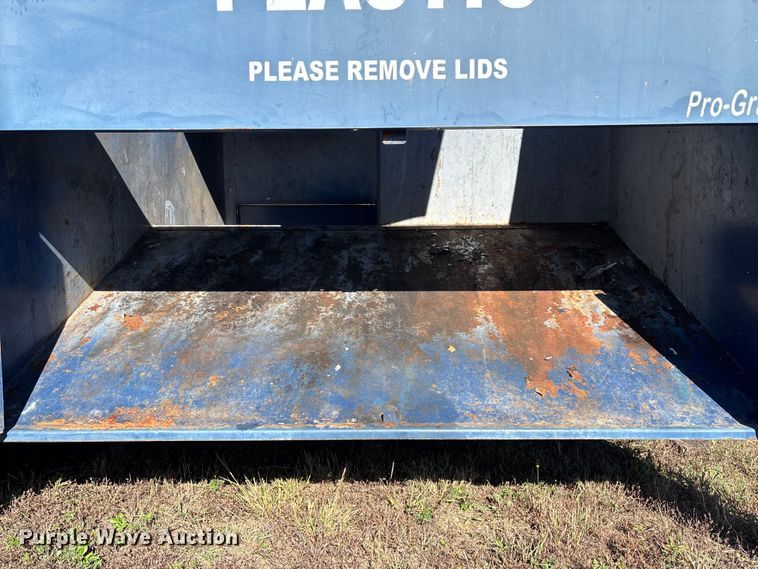 image for item ED2330 2013 Pro-Tainer recycle trailer