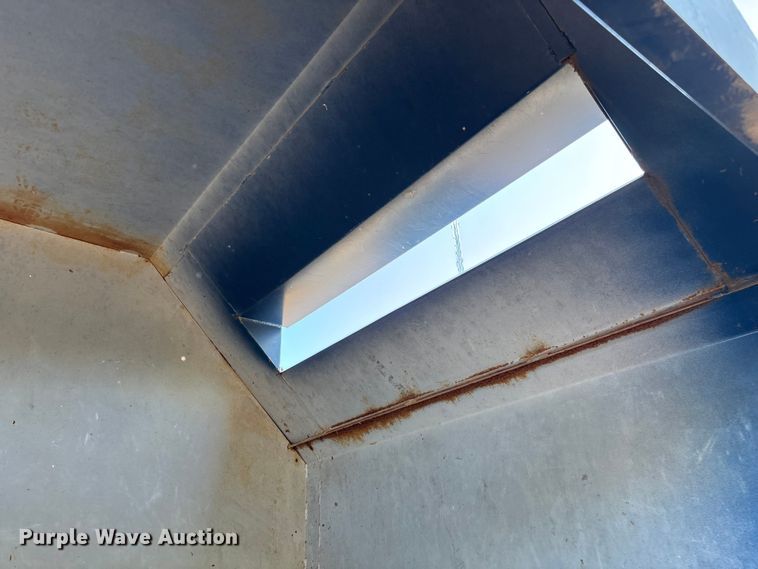 image for item ED2330 2013 Pro-Tainer recycle trailer