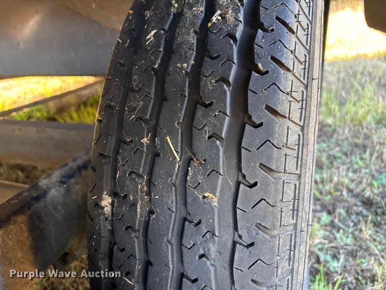 image for item ED2330 2013 Pro-Tainer recycle trailer