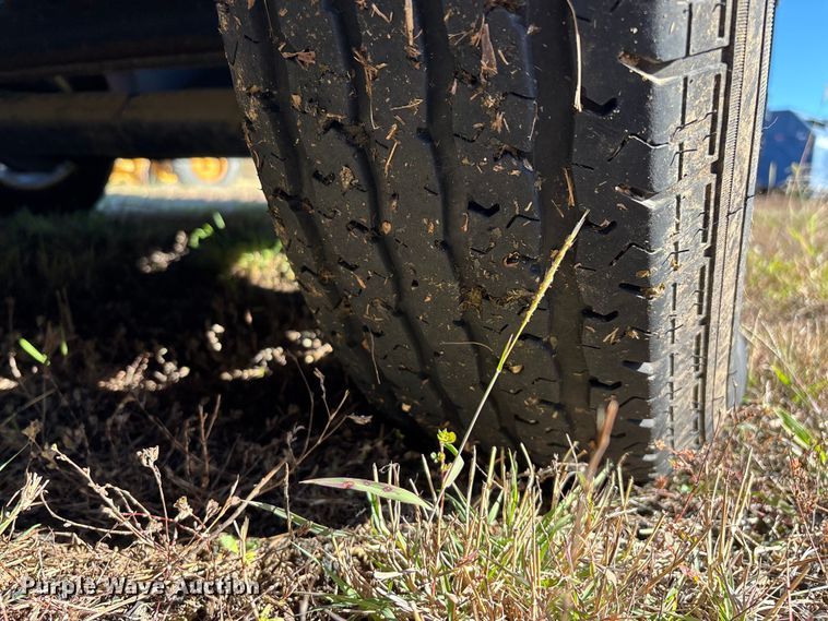 image for item ED2330 2013 Pro-Tainer recycle trailer