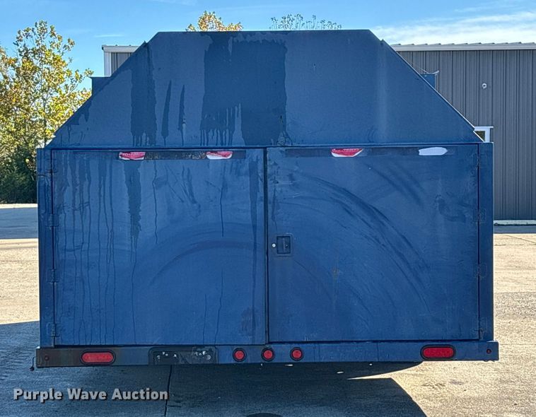 image for item ED2331 2013 Pro-Tainer recycle trailer