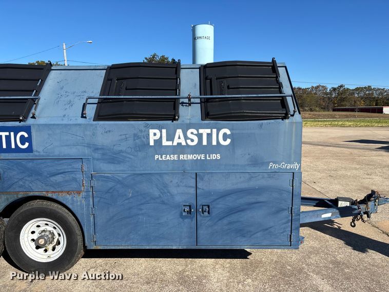 image for item ED2331 2013 Pro-Tainer recycle trailer