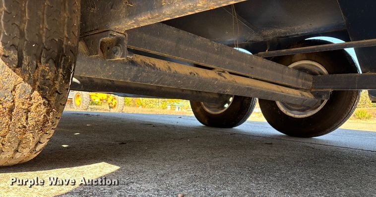 image for item ED2331 2013 Pro-Tainer recycle trailer