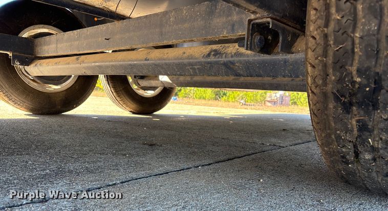 image for item ED2331 2013 Pro-Tainer recycle trailer