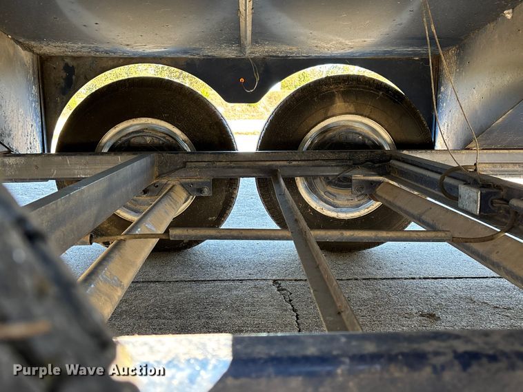 image for item ED2331 2013 Pro-Tainer recycle trailer