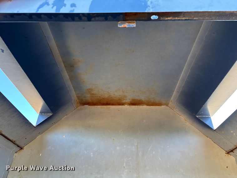 image for item ED2331 2013 Pro-Tainer recycle trailer