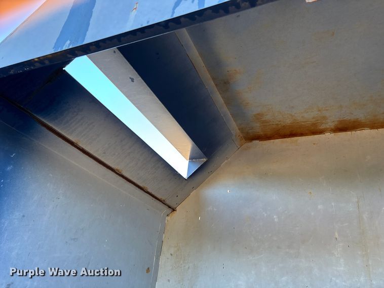 image for item ED2331 2013 Pro-Tainer recycle trailer