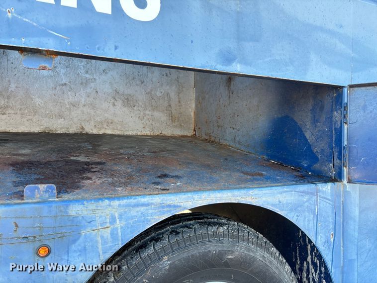 image for item ED2331 2013 Pro-Tainer recycle trailer