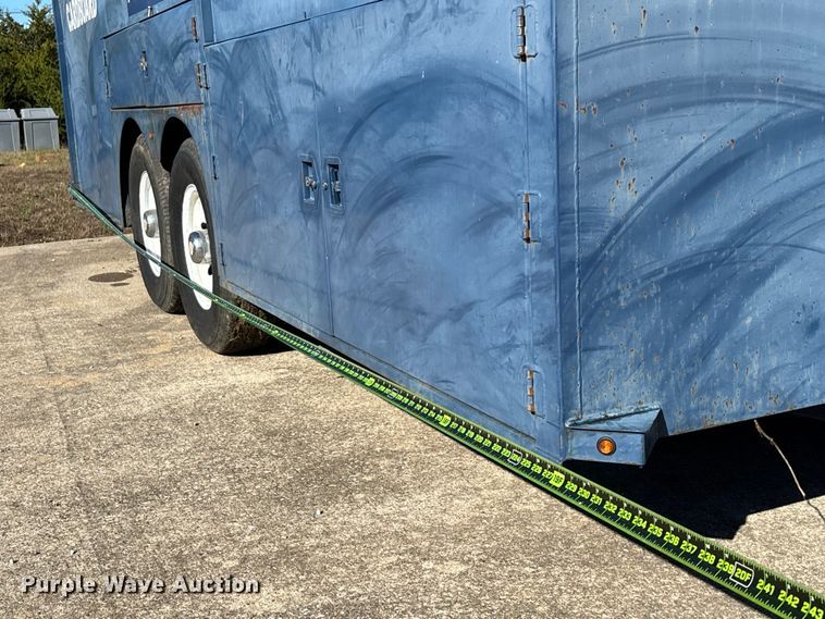 image for item ED2331 2013 Pro-Tainer recycle trailer