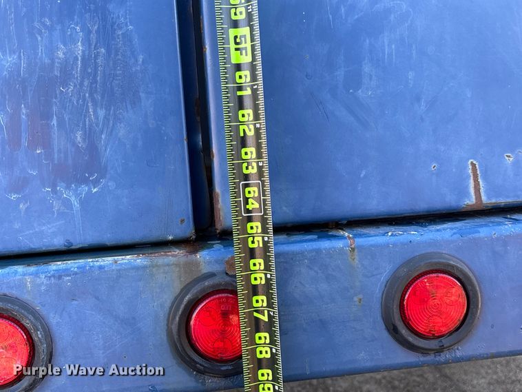 image for item ED2331 2013 Pro-Tainer recycle trailer