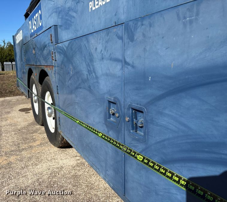 image for item ED2331 2013 Pro-Tainer recycle trailer