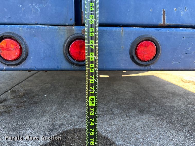 image for item ED2331 2013 Pro-Tainer recycle trailer