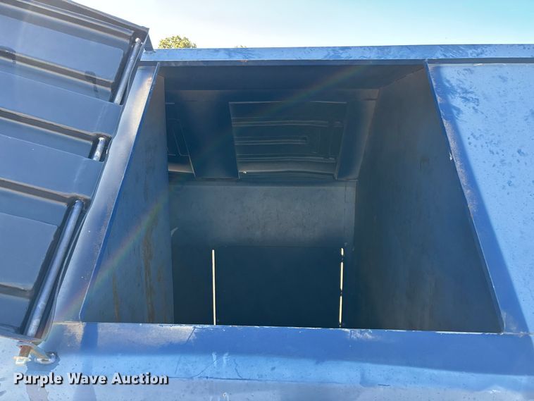 image for item ED2331 2013 Pro-Tainer recycle trailer