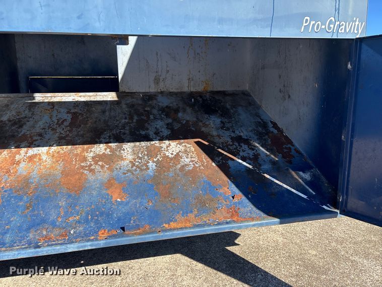 image for item ED2331 2013 Pro-Tainer recycle trailer